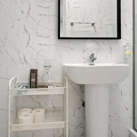 New Cismigiu Park Near Old Appartement